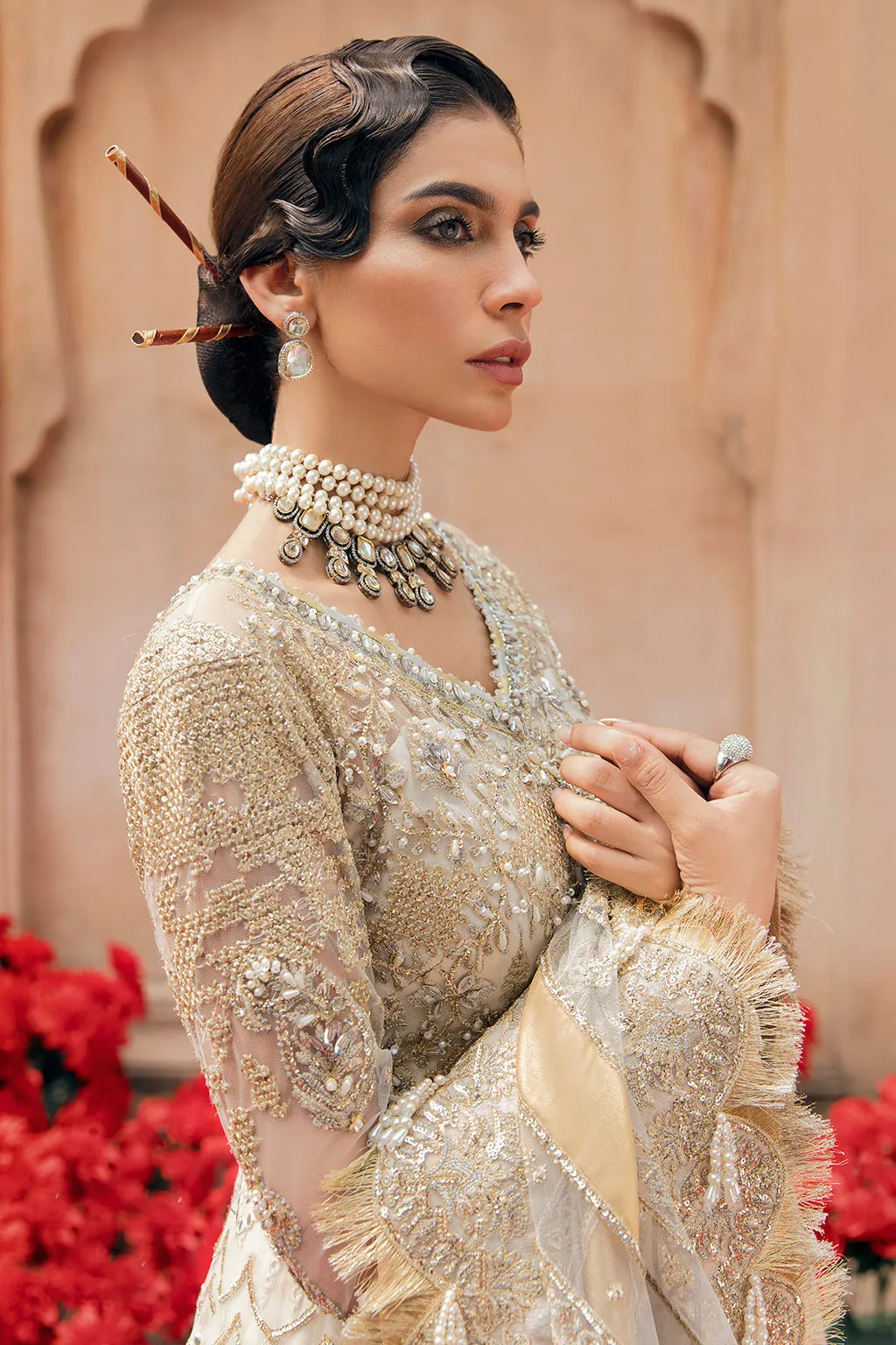 Afrozeh Brides Wedding Edit – Mahru