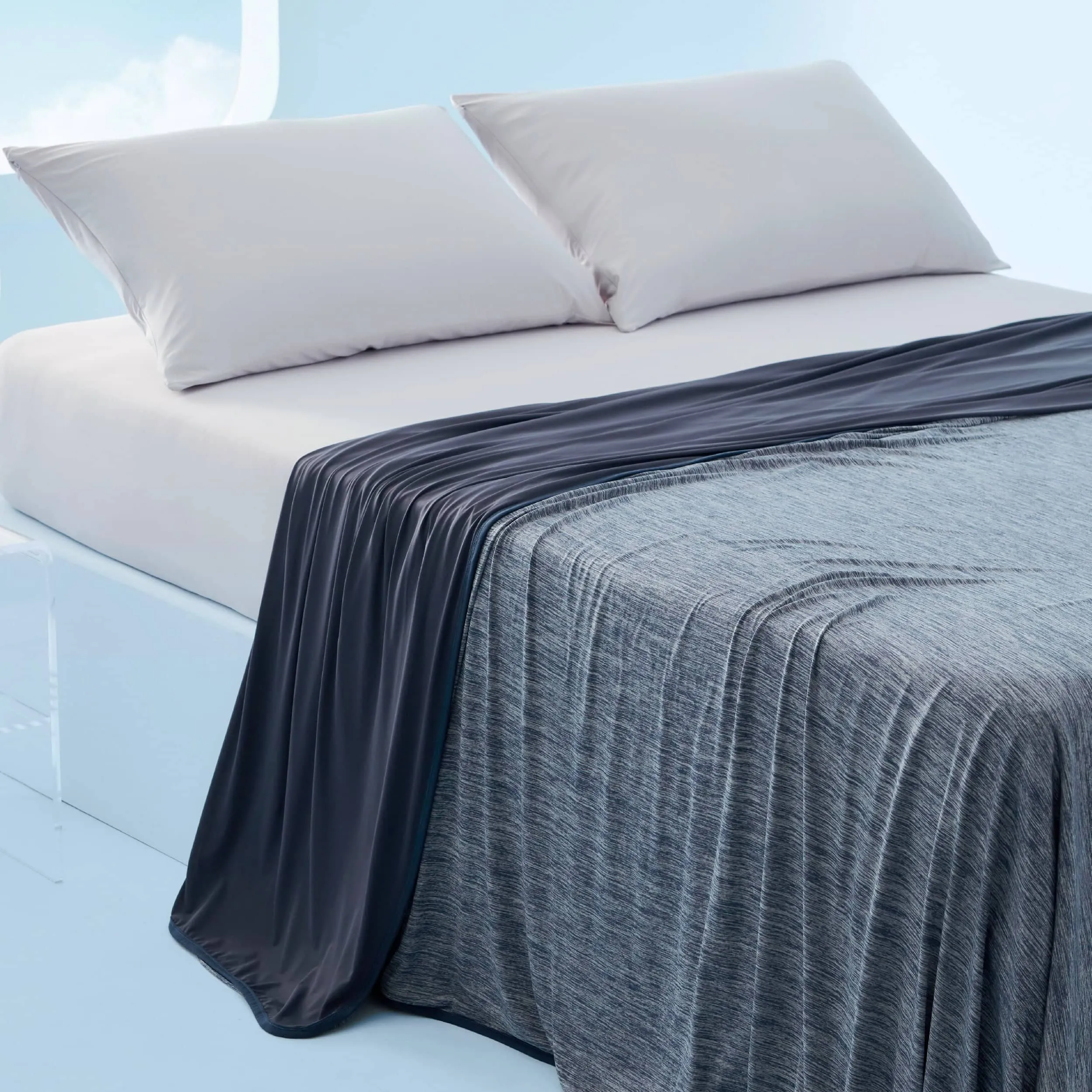 Bedsure Breescape Reversible Cooling Blanket for Hot Sleepers