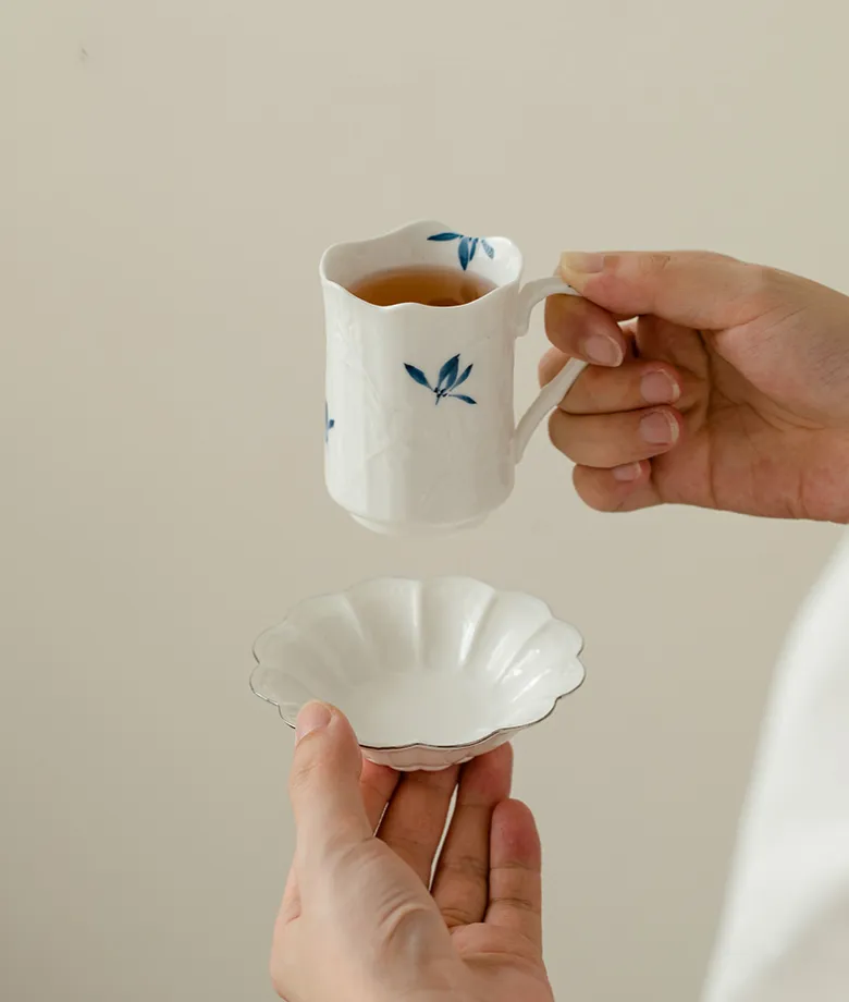 BUTTERFLY ORCHID mini cup with saucer