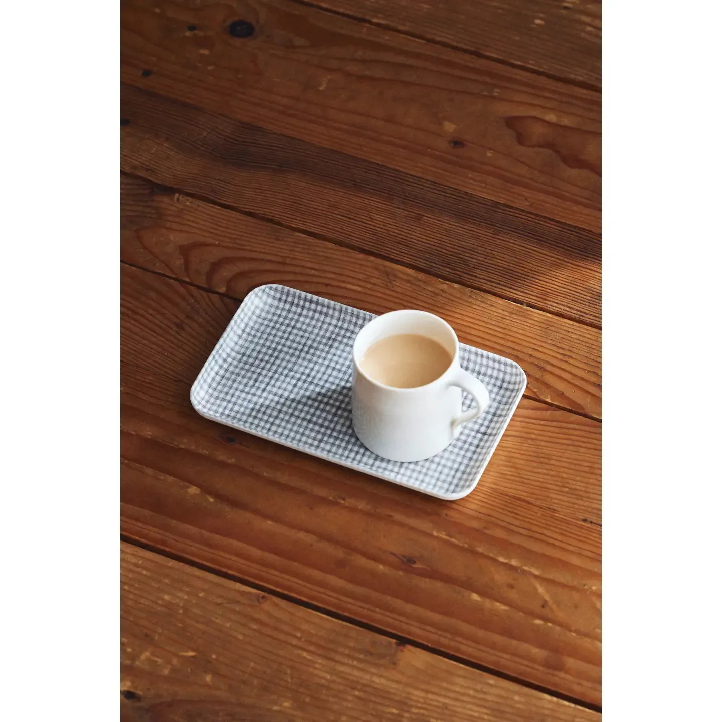 Linen Coated Tray- Jesse