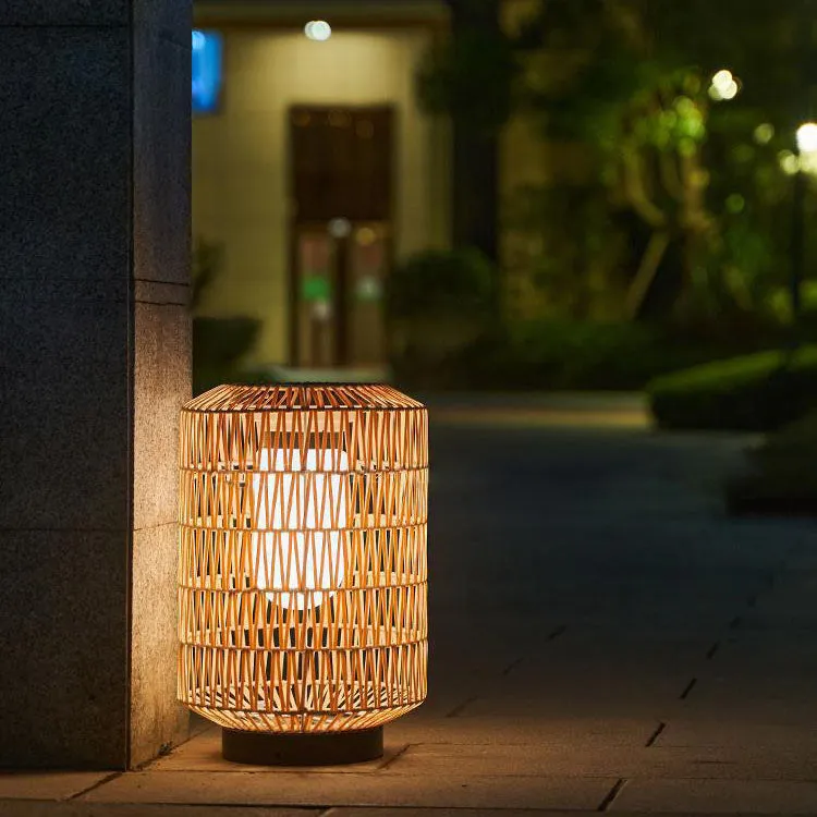 Modern Minimalist Solar Iron Rattan Cage Shaped LED Outdoor Landscape Light For Garden