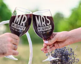 Mr Mrs Set of 2 Personalized Stem Wine Glass for Bride Groom Newly Married Future Soon to Be Engaged Gift His Her Glasses Couples Engraved