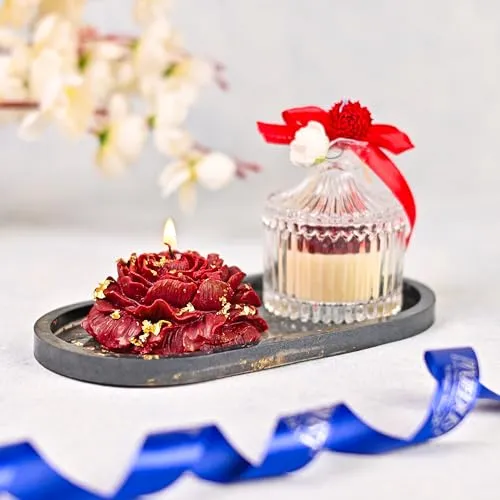 PIXIEDUST Candles - Oudh & Rose Floral Candles in Resin Tray with Gold Dust