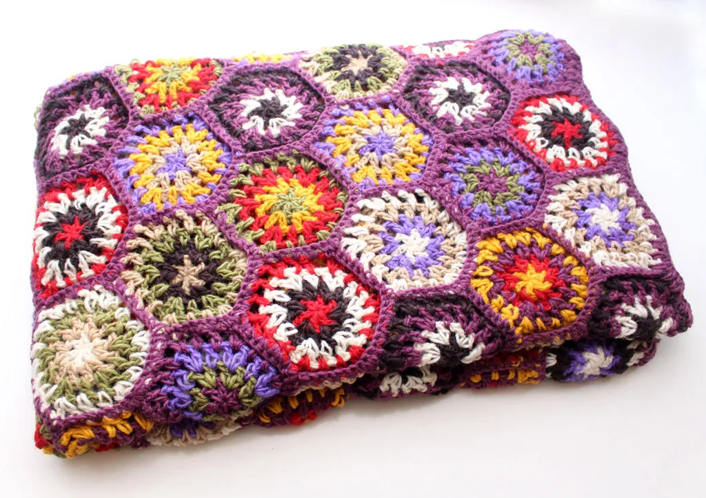 Purple Edges Hexagon Flower Pattern Multicolor Hand Crochet Woolen Blanket/Throw